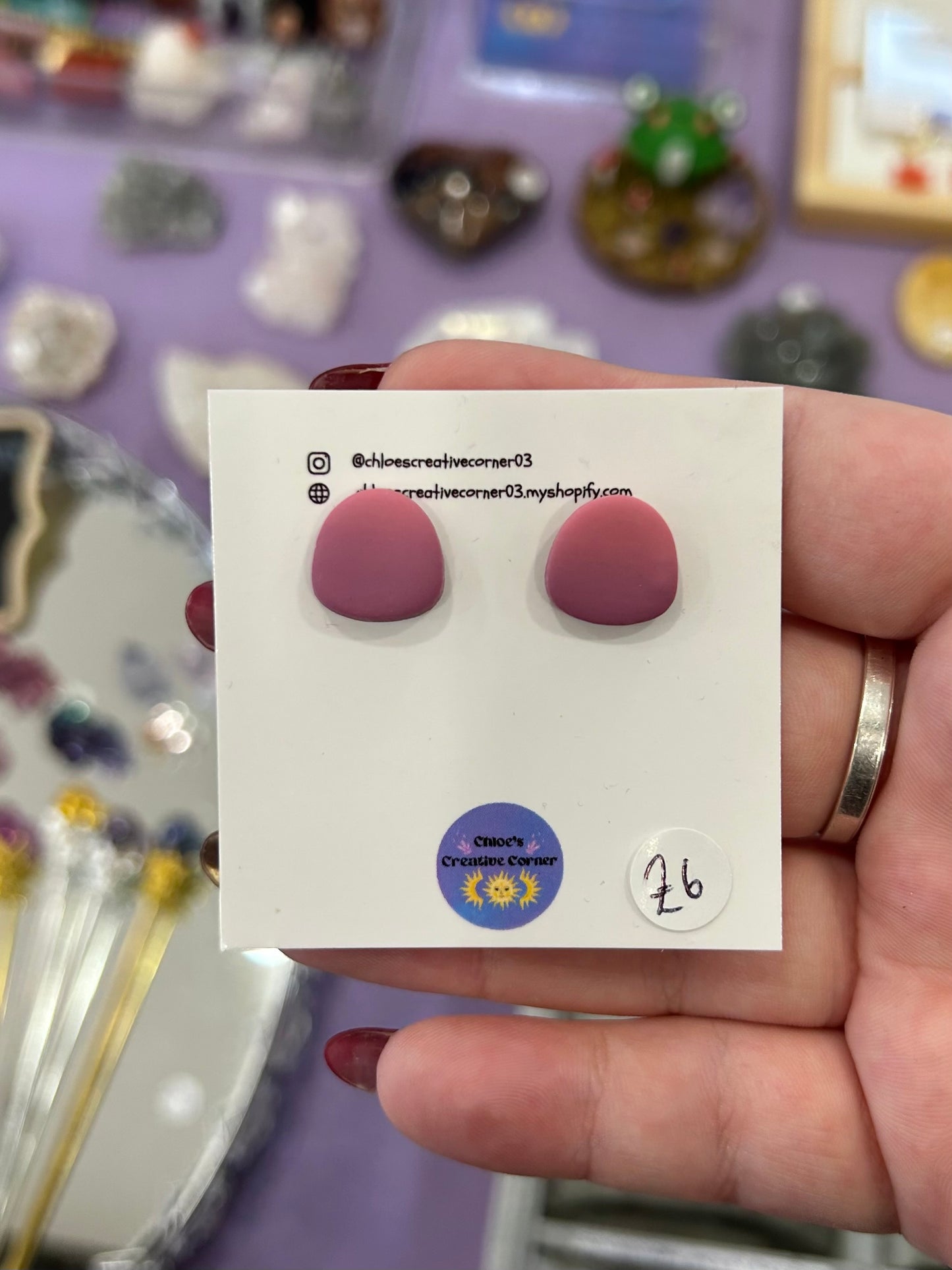 Pink gradient stud earrings