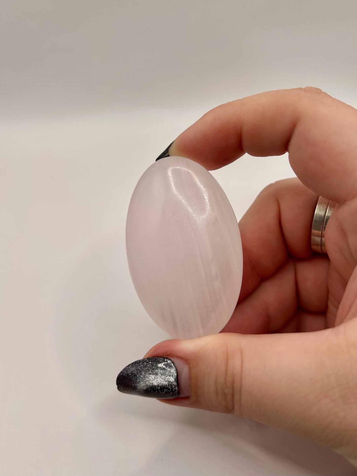 Mangano calcite palmstone