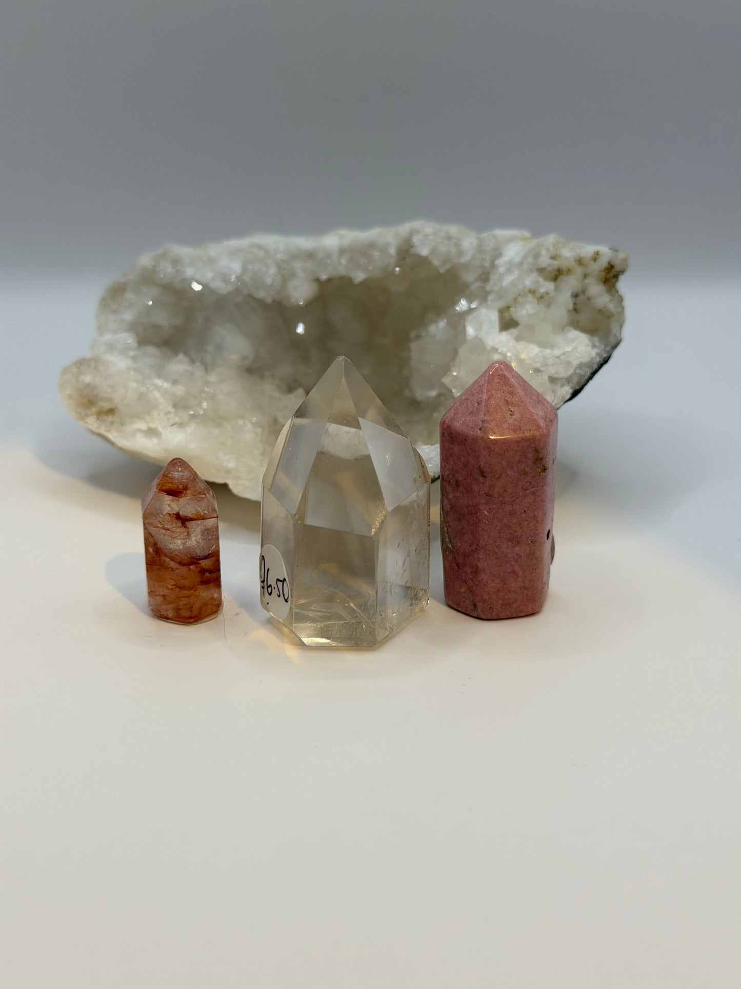 Crystal points