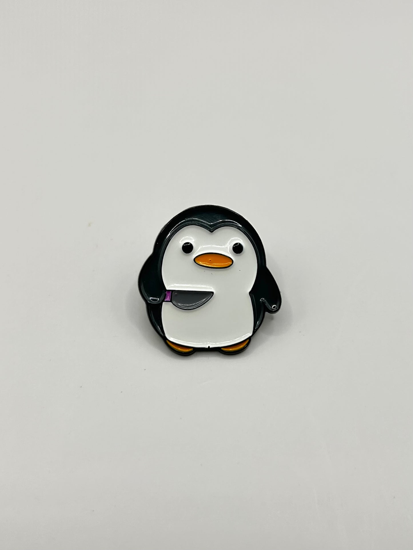 Penguin Enamel pin