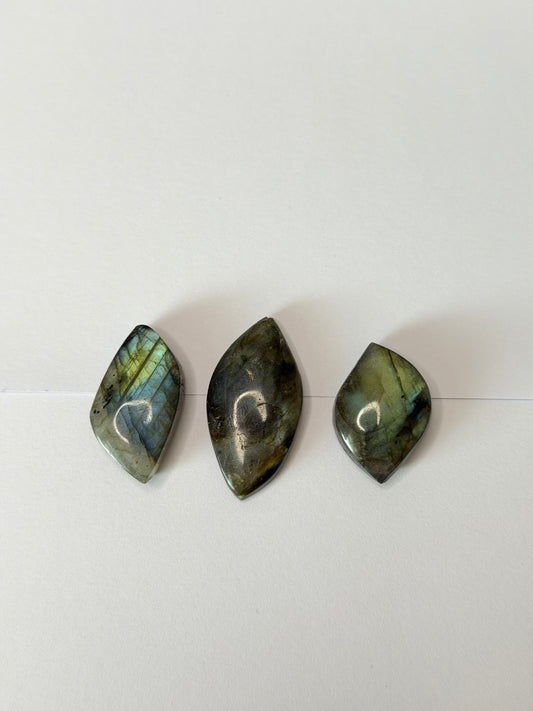 Labradorite leaves