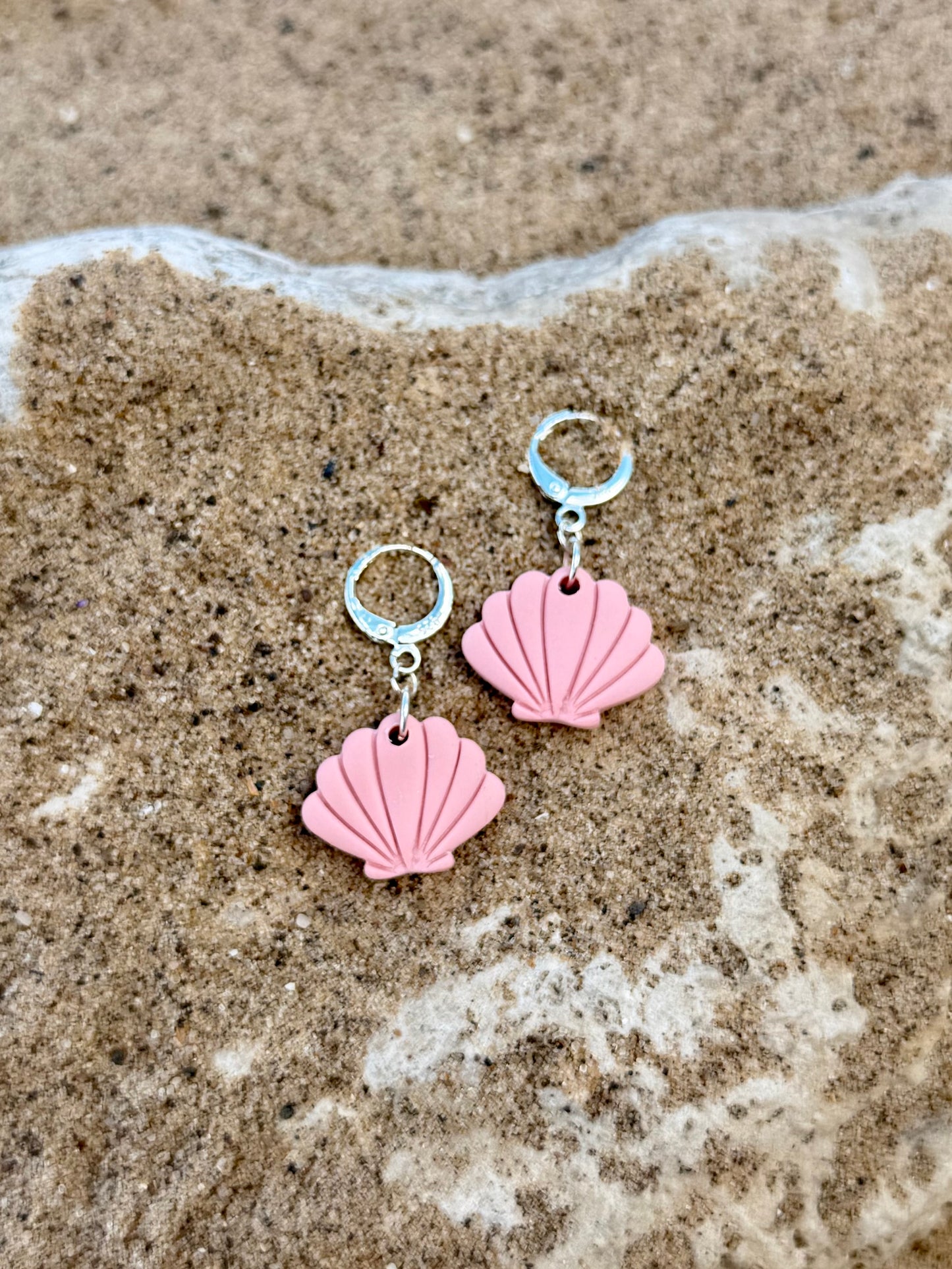 Blushed Shell Huggies