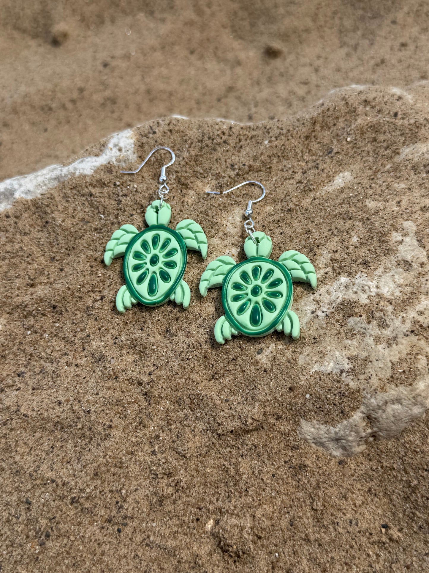 Lagoon turtle dangles