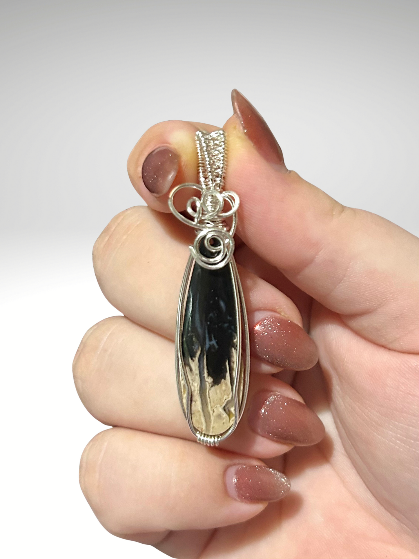 Root fossil wire wrap pendant