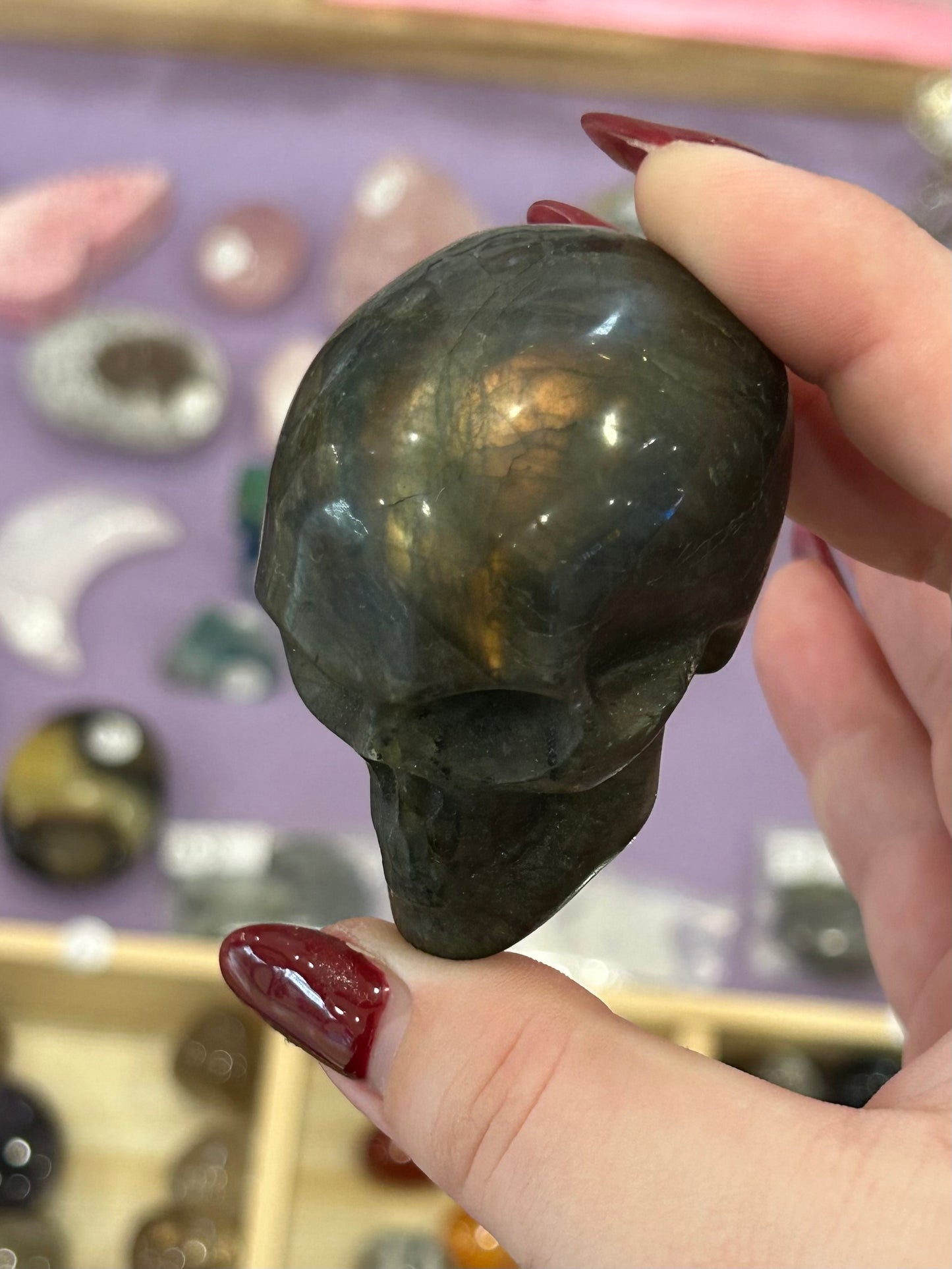 Labradorite skull