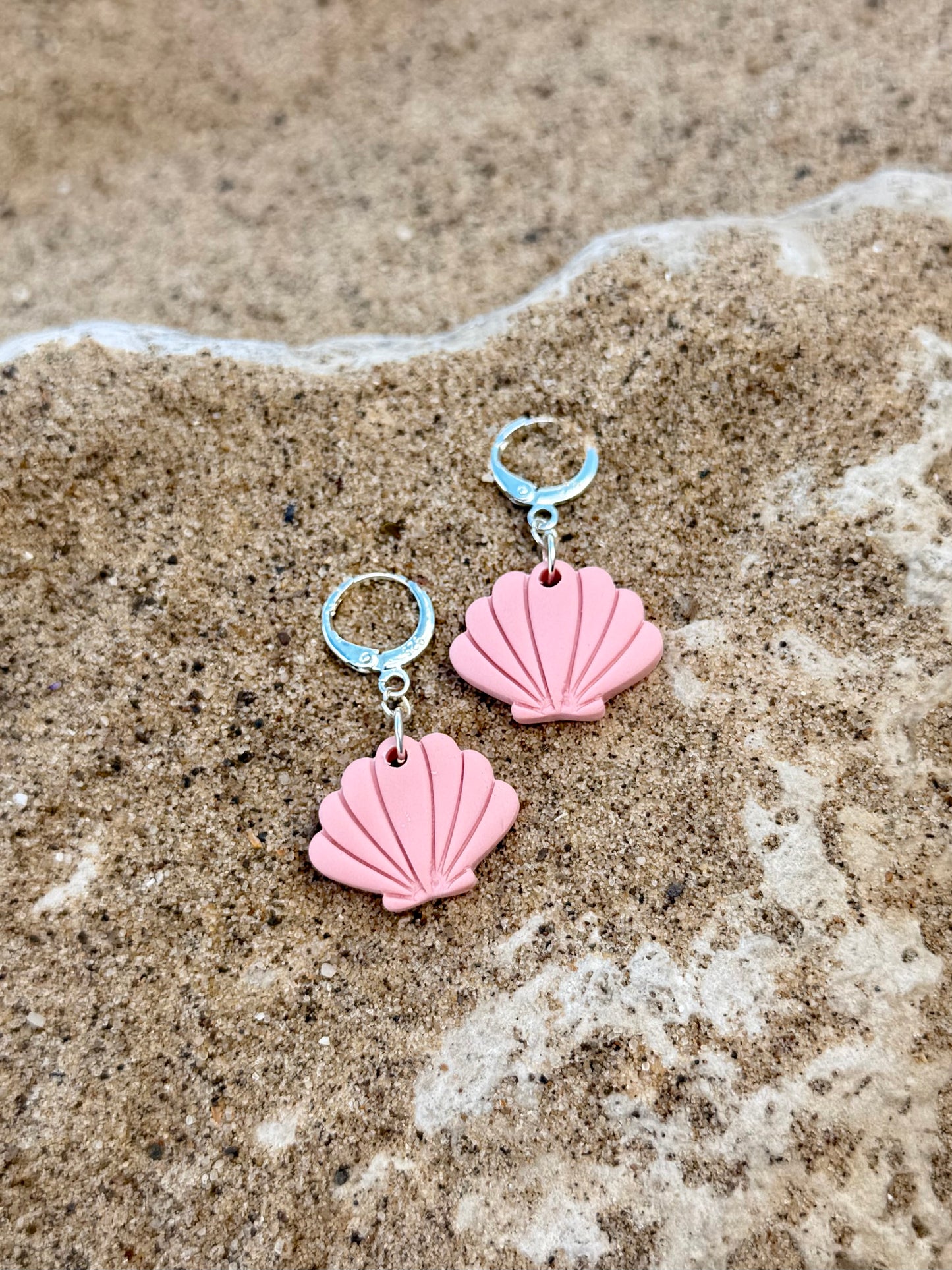 Blushed Shell Huggies
