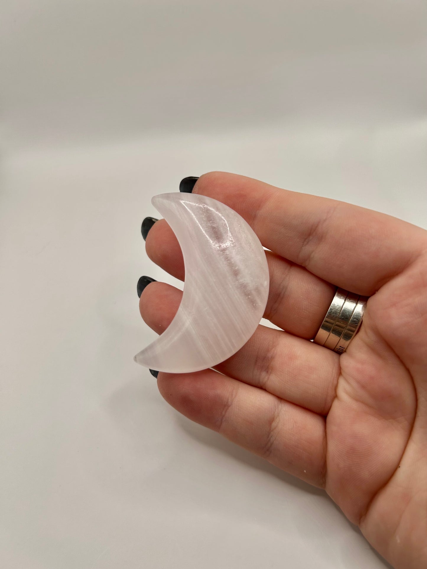 Mangano calcite moon