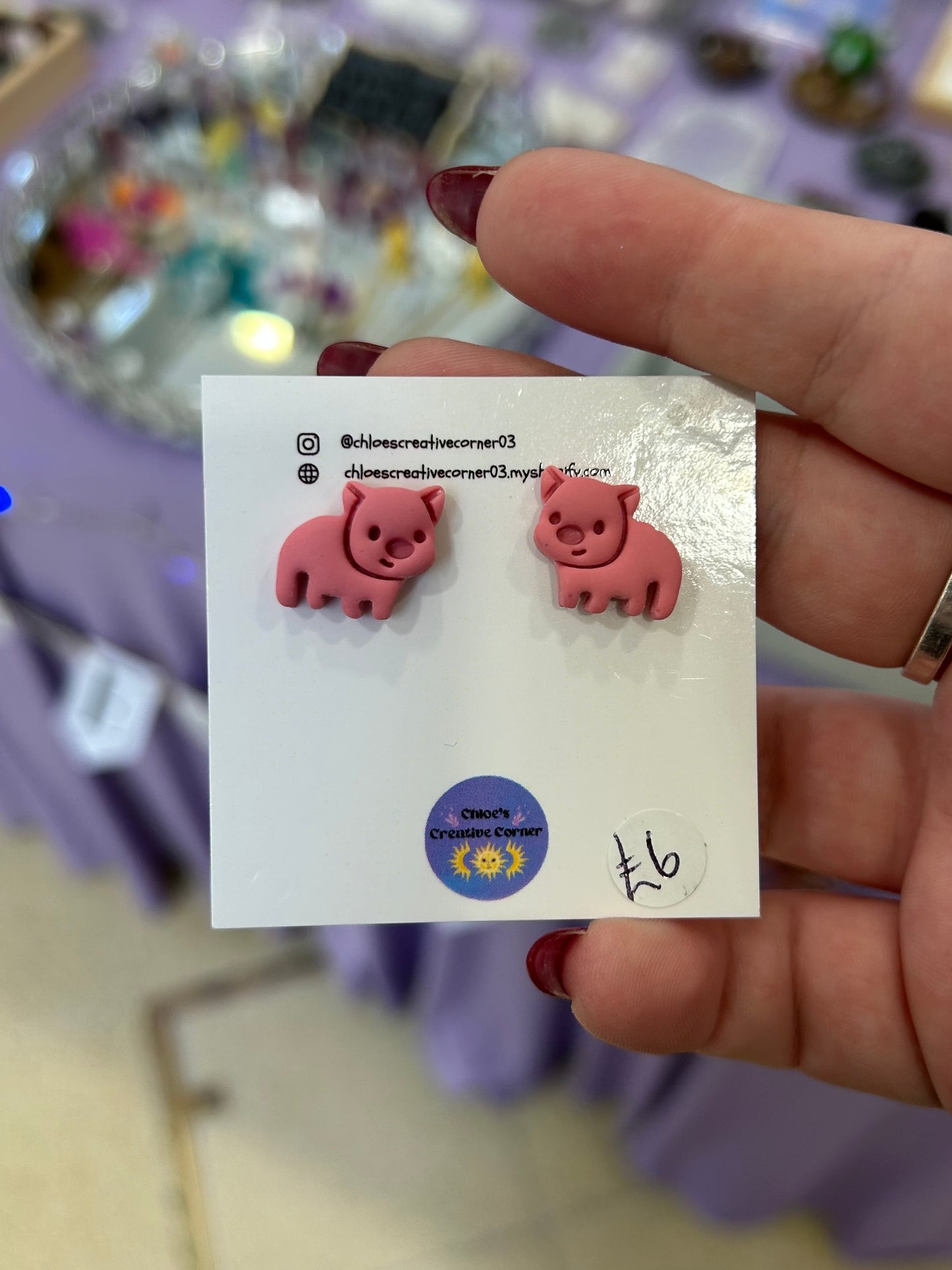 Piggy stud earrings