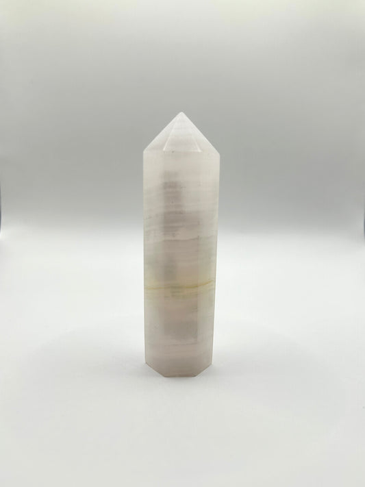 Mangano calcite tower