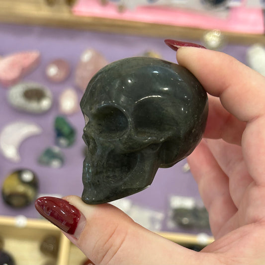 Labradorite skull