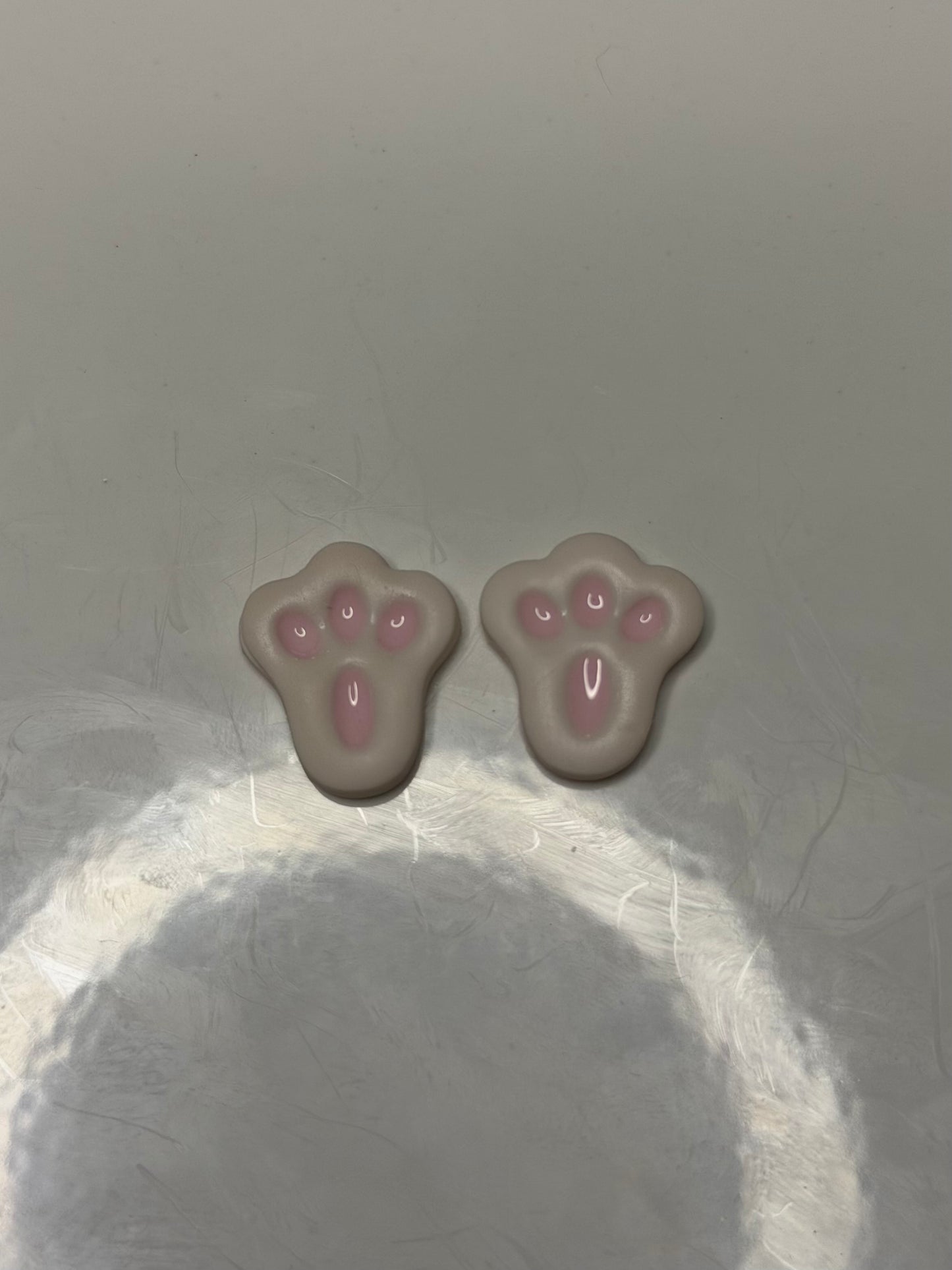 Bunny feet stud pack