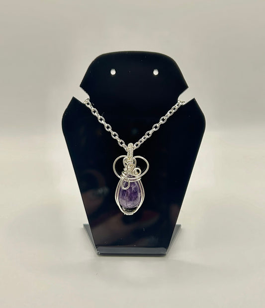 Feathered fluorite pendant