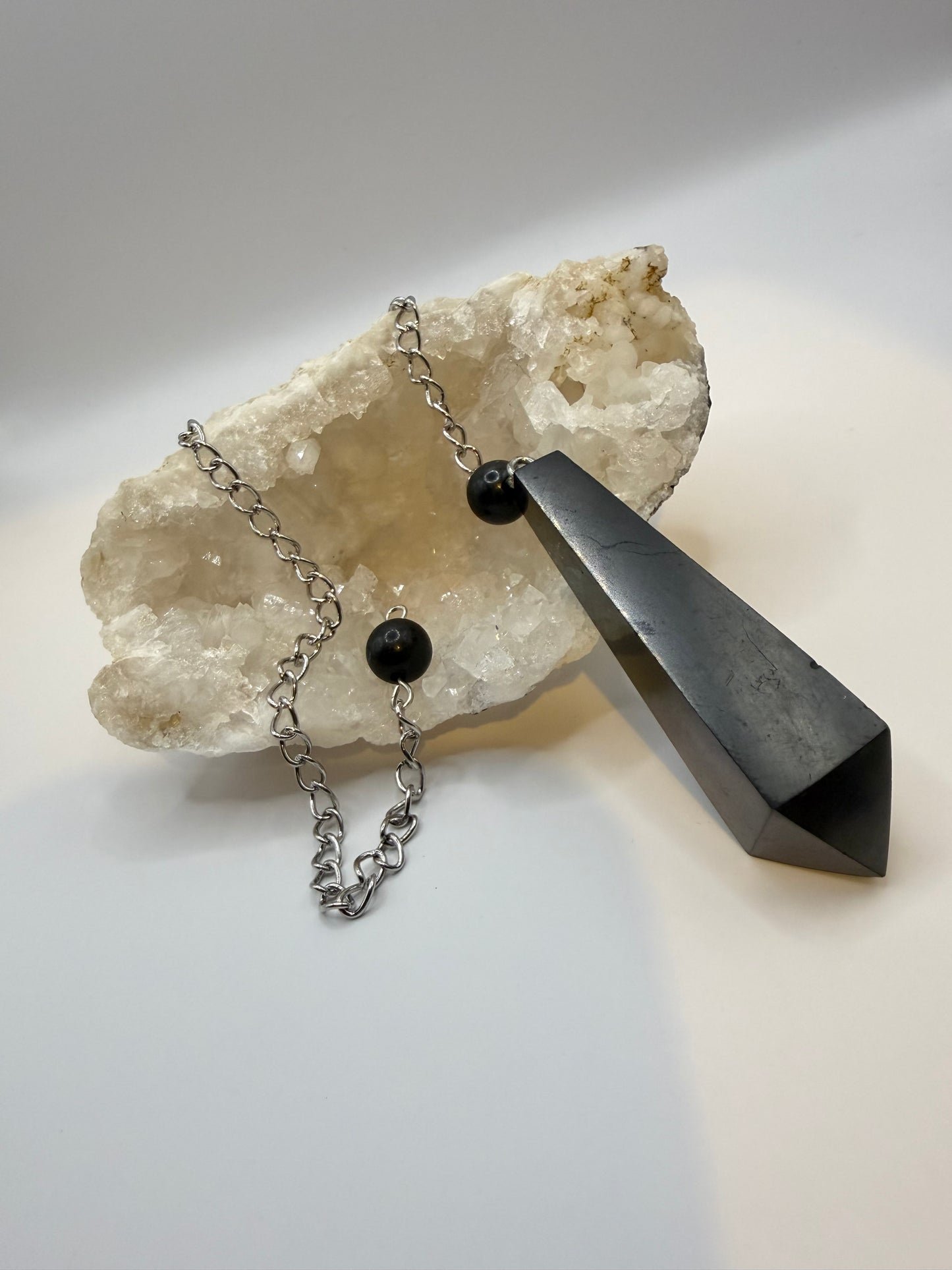 Shungite pendulum