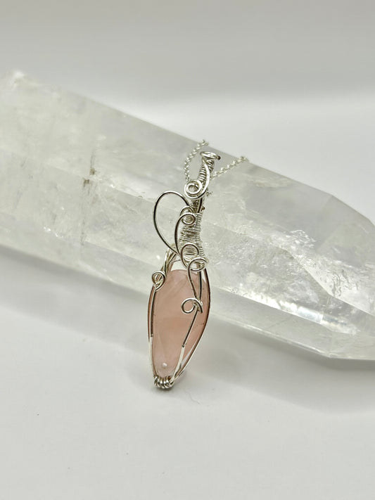 Rose quartz pendant